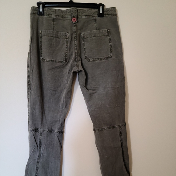 army green capris - Picture 2 of 2